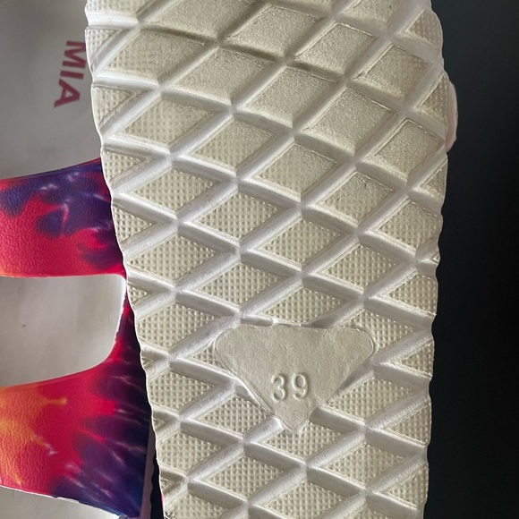 Mia 
•Women Comfortable White Multi Colored •Double Strap
•Slide On
•Tie Dye - Picture 3 of 4